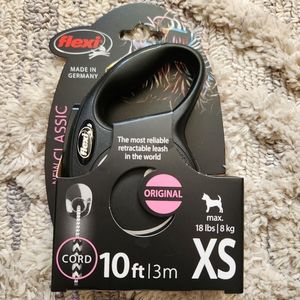 Flexi retractable dog leash